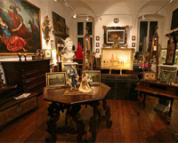 Nişantaşı antika natik alan yer