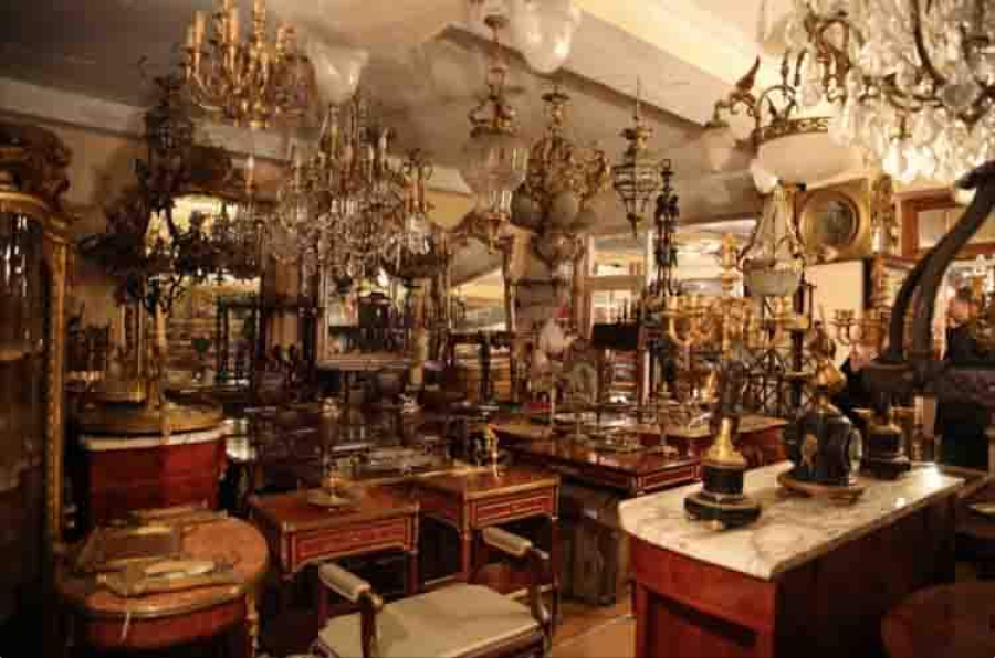 Antikacı ev eşyası alan yer 